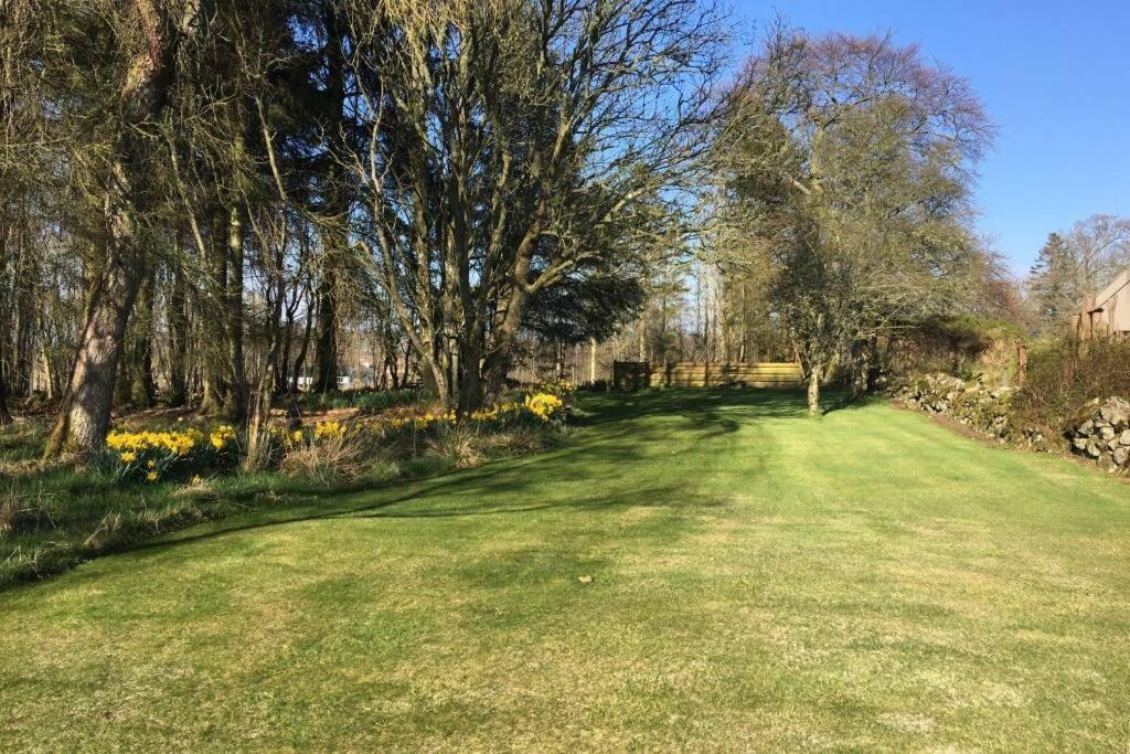 Serene Countryside Home With Manicured Gardens Stonehaven Exteriör bild
