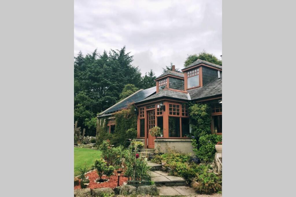 Serene Countryside Home With Manicured Gardens Stonehaven Exteriör bild